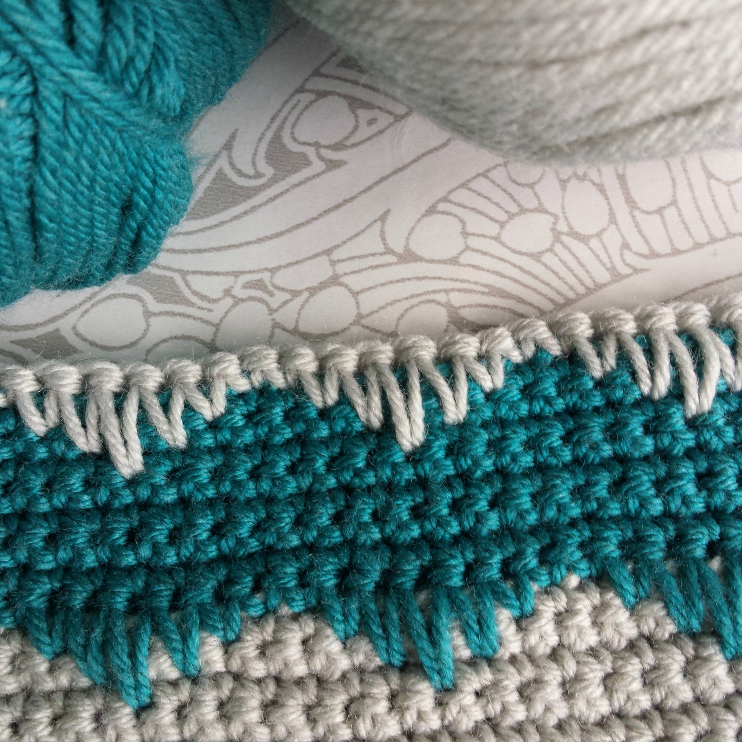 grey and turquoise chevron pattern using crochet spike stitches